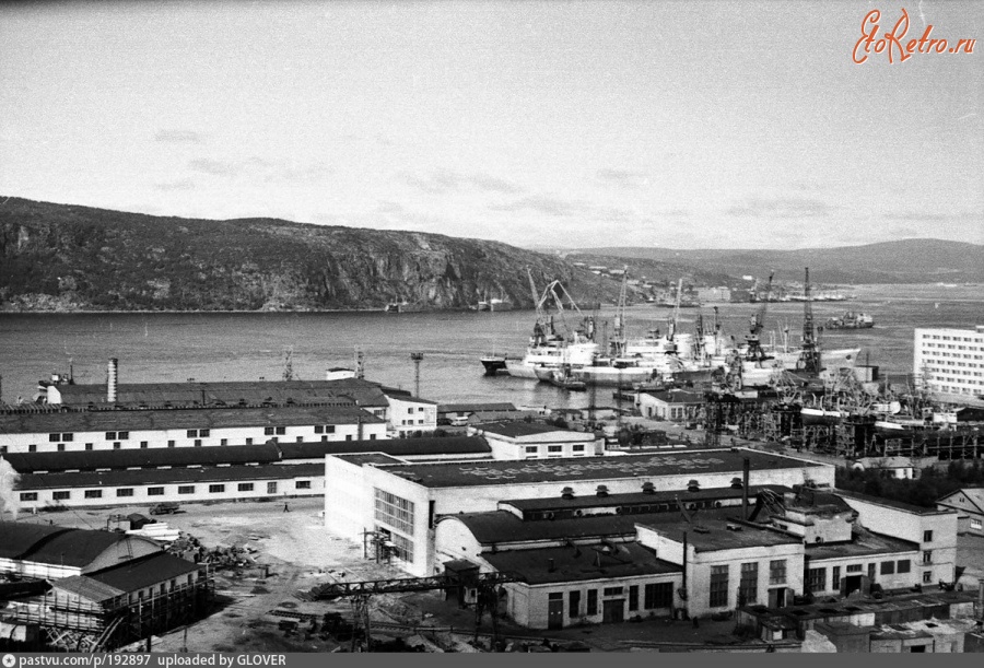 Мурманск - Панорама порта и судоверфи 1975, Россия, Мурманская область, Мурманск