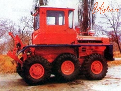 Разное - Колесные версии трактора ДТ-75
