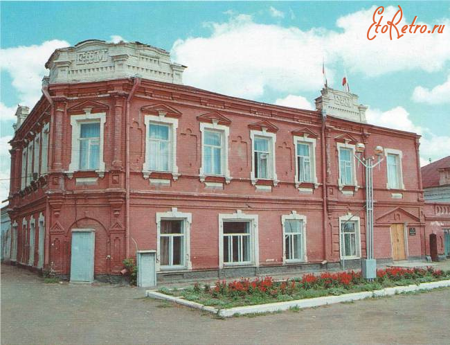 Дергачи - Здание районной администрации