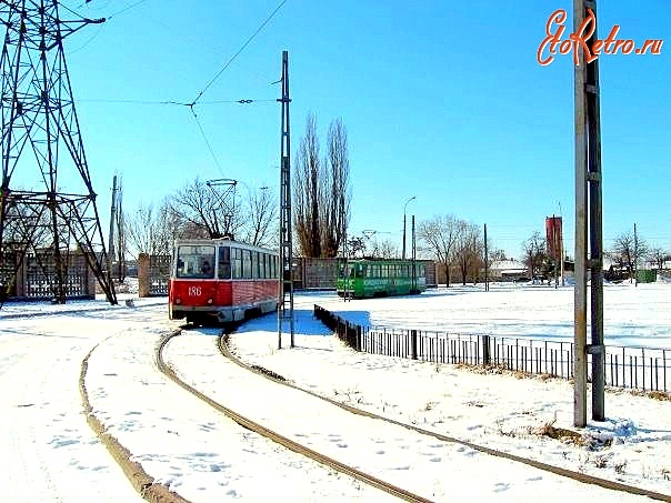 Луганск - Площадь Ленина.Остановка кольцо 4,15 марки трамвая.