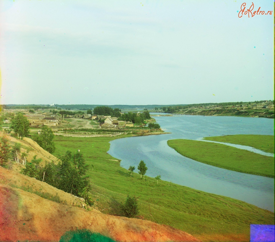 Камышлов - Камышлов (окрестности) Река Исеть. Вдали село Водолазы