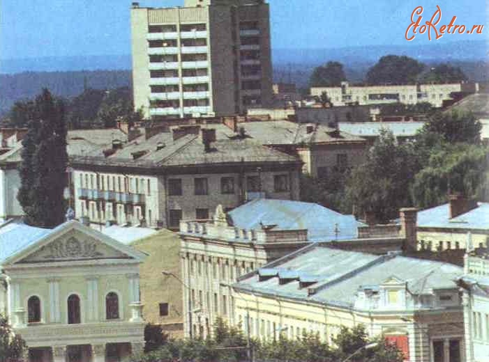 Житомир - Перекресток площади Королева и улиц Б.Бердичевской-Михайловской.