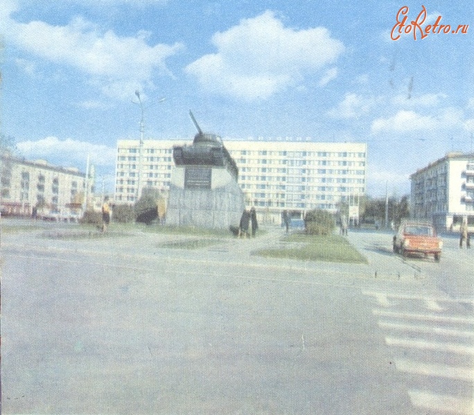 Житомир - Памятник советским воинам-освободителям Житомира.