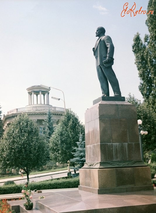 Кисловодск - Памятник В. И. Ленину