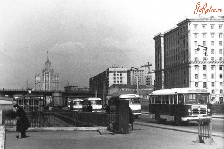 Москва - Москва. Краснохолмская набережная. 1963 год.