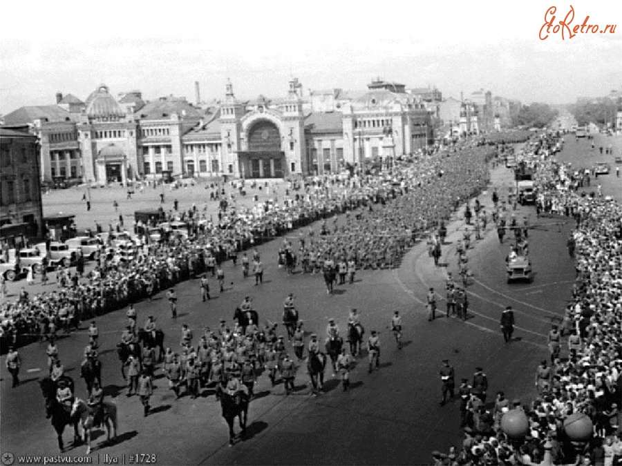 Москва - Колонна пленных немецких генералов, офицеров и солдат проходит по улицам Москвы 1944, Россия, Москва,