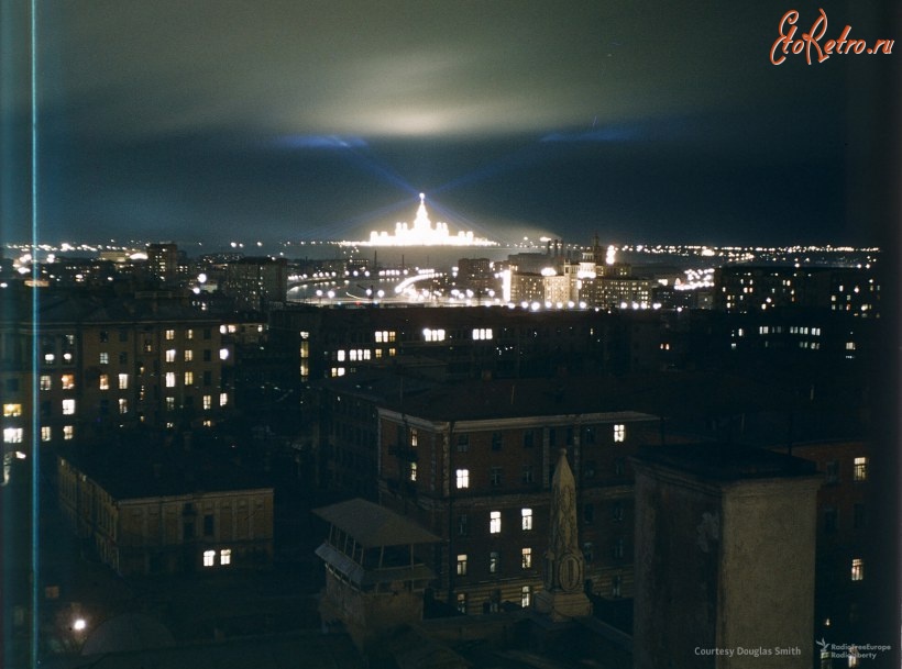 Москва - Вид на МГУ с крыши посольства США