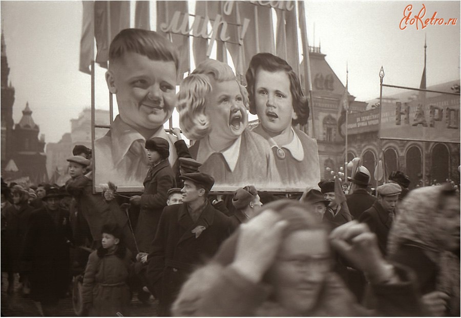 Москва - Праздничная демонстрация на Красной площади 7 ноября 1959 года