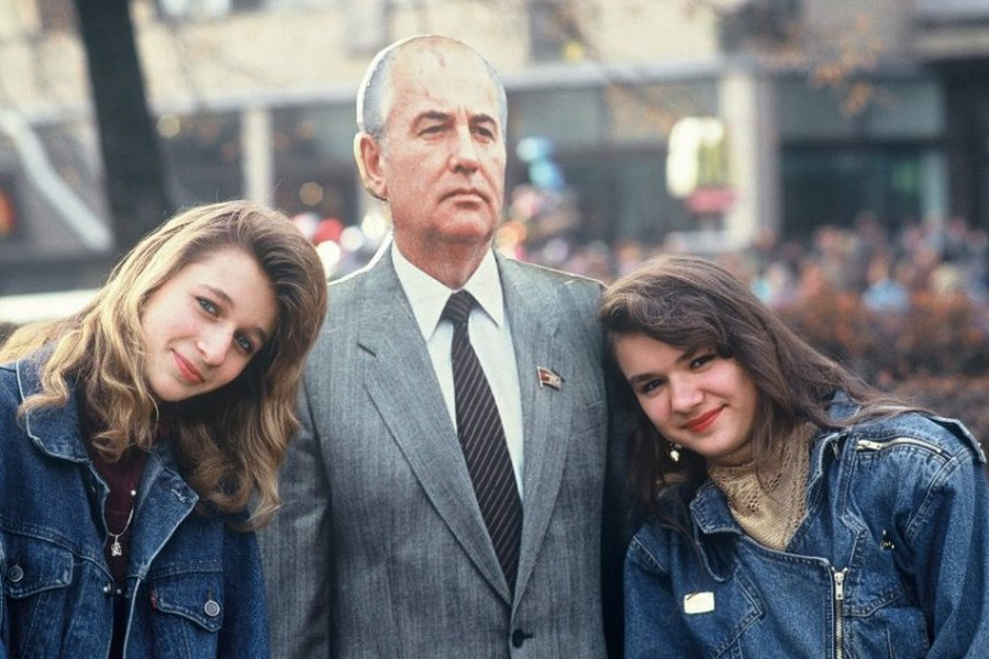 Москва - Портрет с Горбачевым, 1990 год, Москва