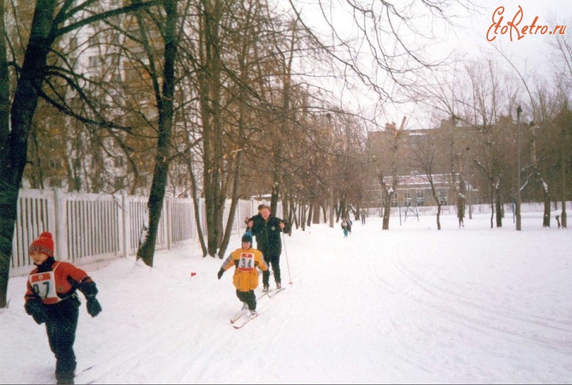 Москва - Двор школы 654