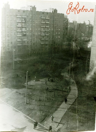 Москва - Вид с балкона дома по адресу Волжский бульвар №20