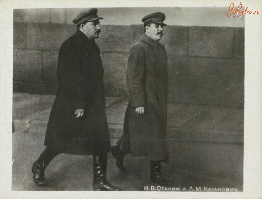 Москва - И.В. Сталин и  Л.М. Каганович на открытии ветки метро