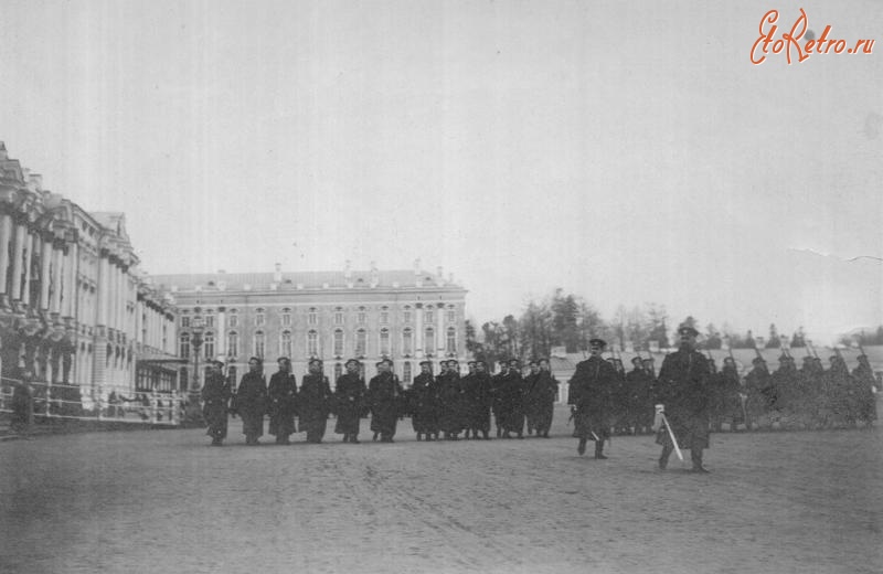 Санкт-Петербург - Парад Гвардейского экипажа в Царском Селе