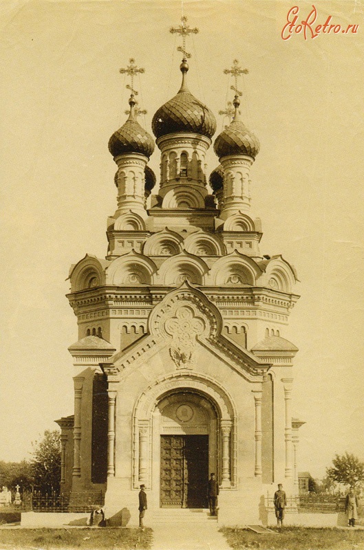 Санкт-Петербург - Церковь Св. Пророка Илии на Новодевичьем кладбище.