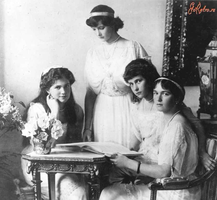 Санкт-Петербург - Maria, Tatiana, Anastasia & Olga