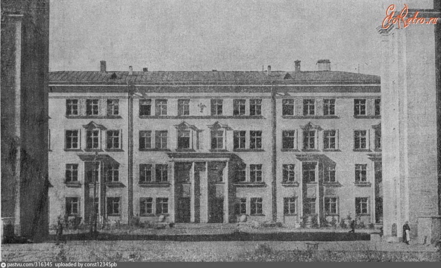 Санкт-Петербург - Школа в Щемиловке