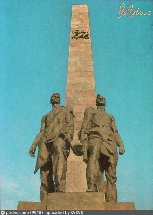 Санкт-Петербург - Монумент героическим защитникам Ленинграда