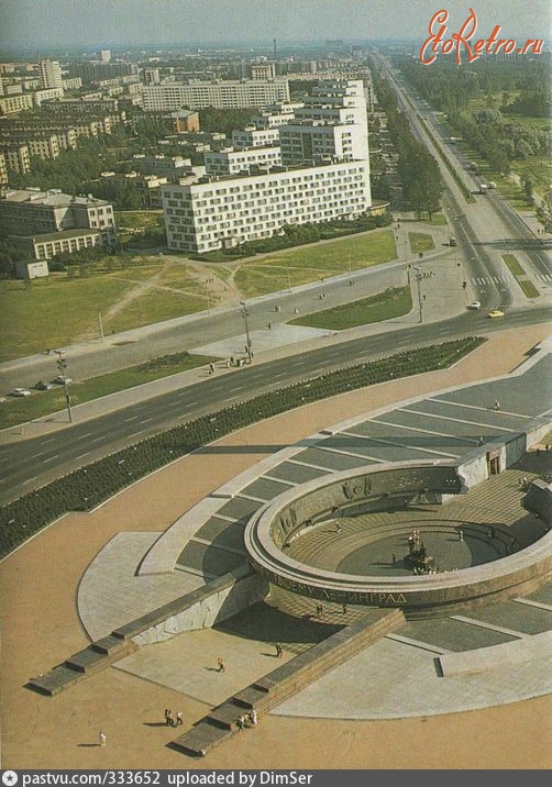 Санкт-Петербург - Площадь Победы, монумент героическим защитниками Ленинграда