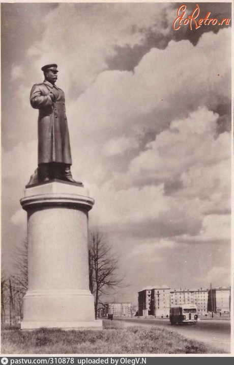 Санкт-Петербург - Сталин у южных ворот Ленинграда