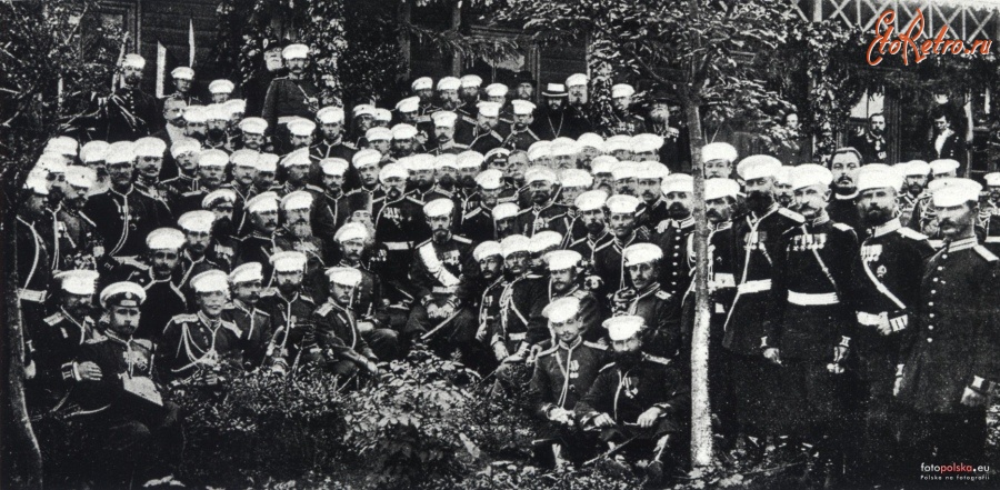 Польша - г. Холм. Николай II среди офицеров 65-го пех. Московского полка