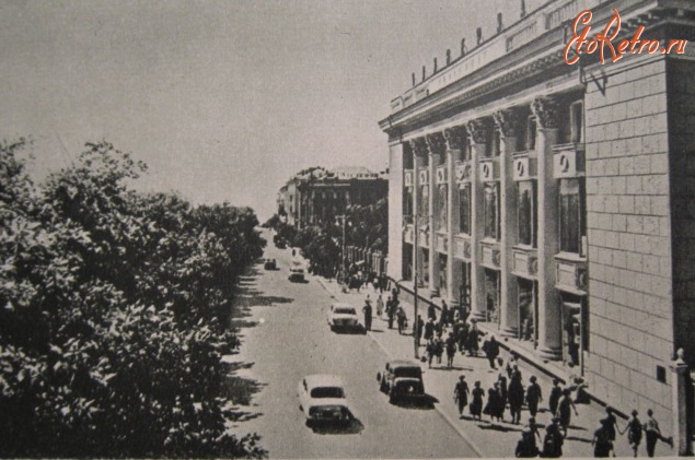 Ульяновск - Здание универмага.