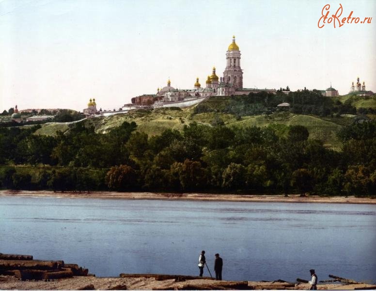 Киев - Києво-Печерська Лавра.