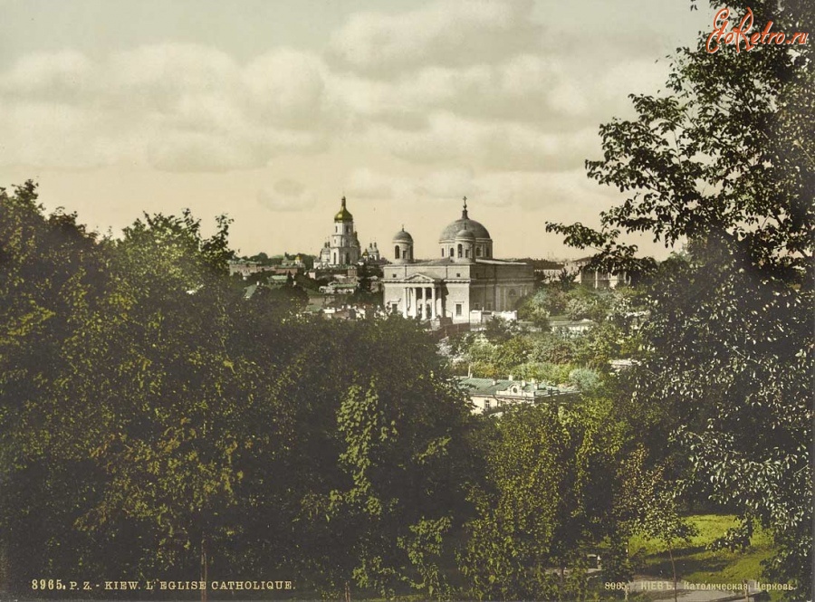 Киев - Киев.  Католическая церковь.