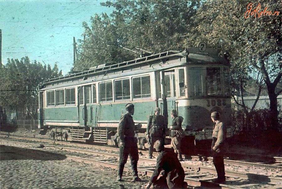 Киев - Советские пленные ремонтируют трамвайные пути