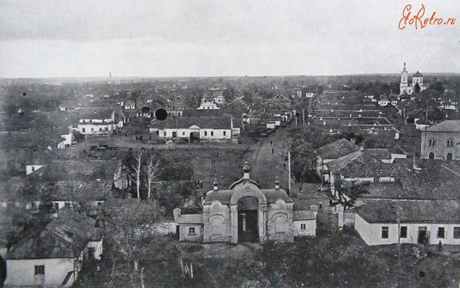 Браилов - Браилов Вид на центральную площадь с колокольни Троицкого монастыря