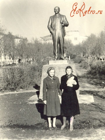 Алексеевка - Памятник Ленину на ул. Гагарина