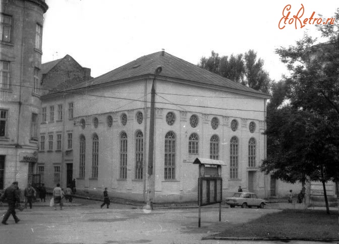 Львов - Виды восточного и    северного фасадов    синагоги 