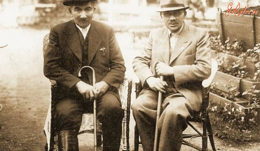Трускавец - Трускавець. Віценти Вітос (зліва) під час відпочинку на курорті в 1939 році.