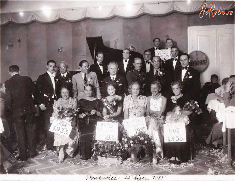 Трускавец - Трускавець. В 1930-х рр. традиційно проводились в Товариському клубі 