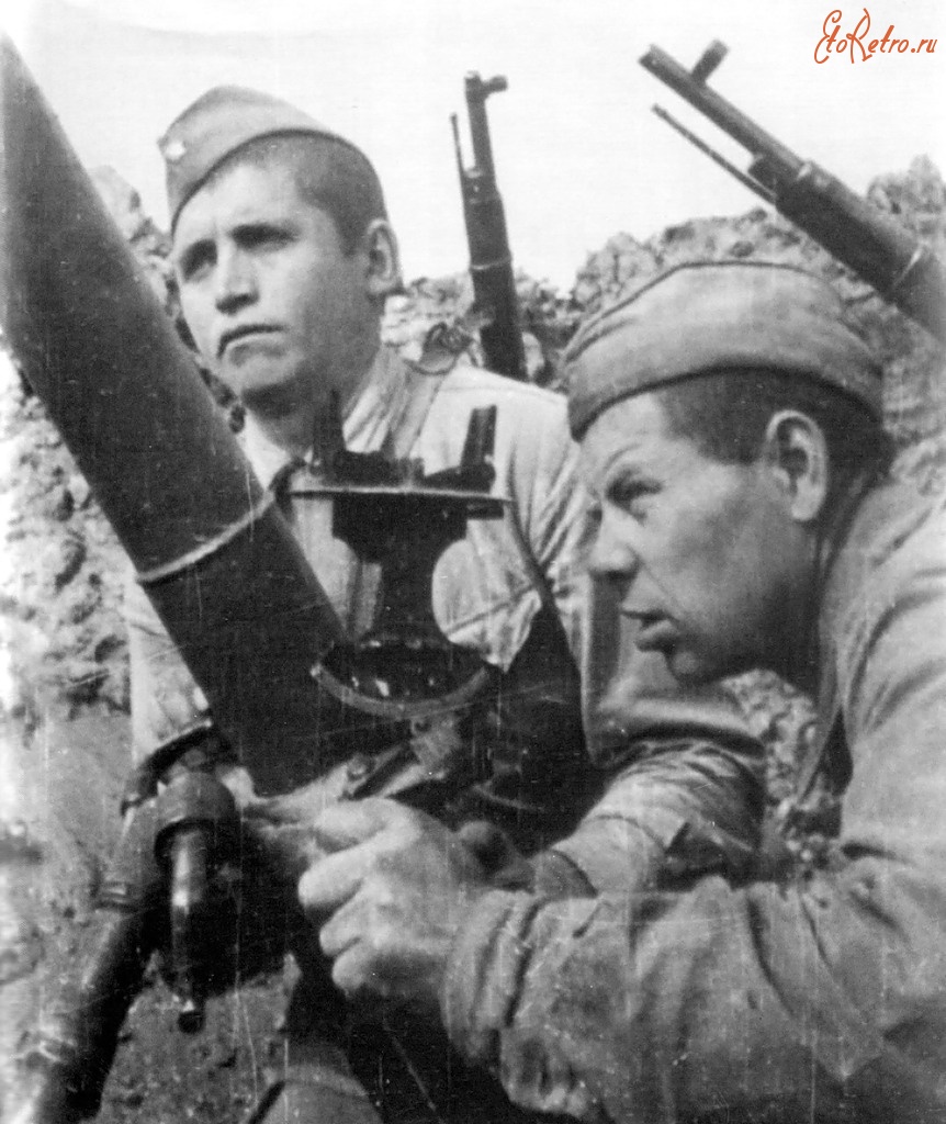 Волгоград - Минометчики Гончаров и Гафатулин. 1942 год.