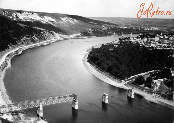 Залещики - Міст на Дністрі в Заліщиках  знищений в 1920 р.  в час війни.