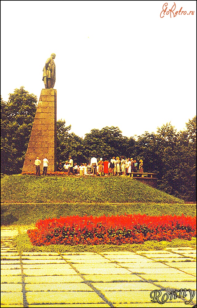 Канев - Памятник Т.Г. Шевченко