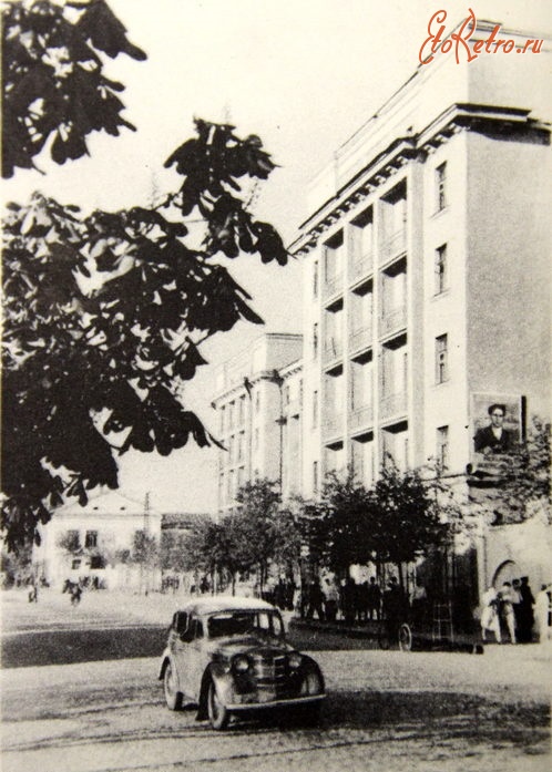 Могилёв - Здание гостиницы 