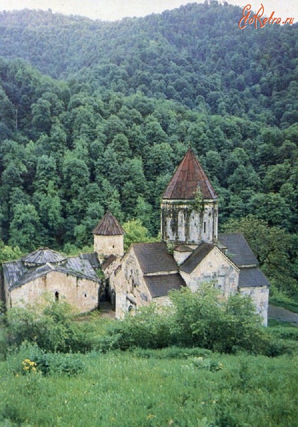 Армения - Монастырь Агарцин. X — XIII вв. Общий вид.