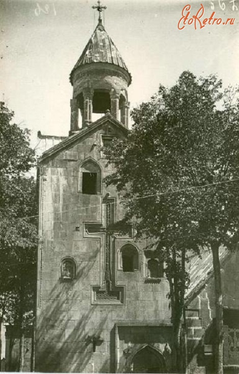 Армения - Монастырь Санаин. Колокольня. Западный фасад