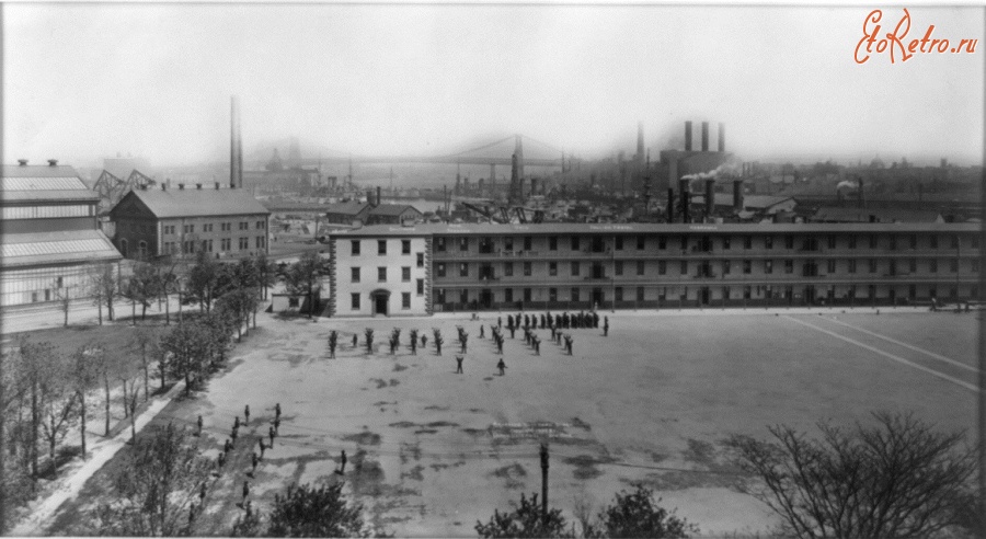 Нью-Йорк - Brooklyn Navy Yard barracks in 1909 США,  Нью-Йорк (штат),  Нью-Йорк,  Бруклин
