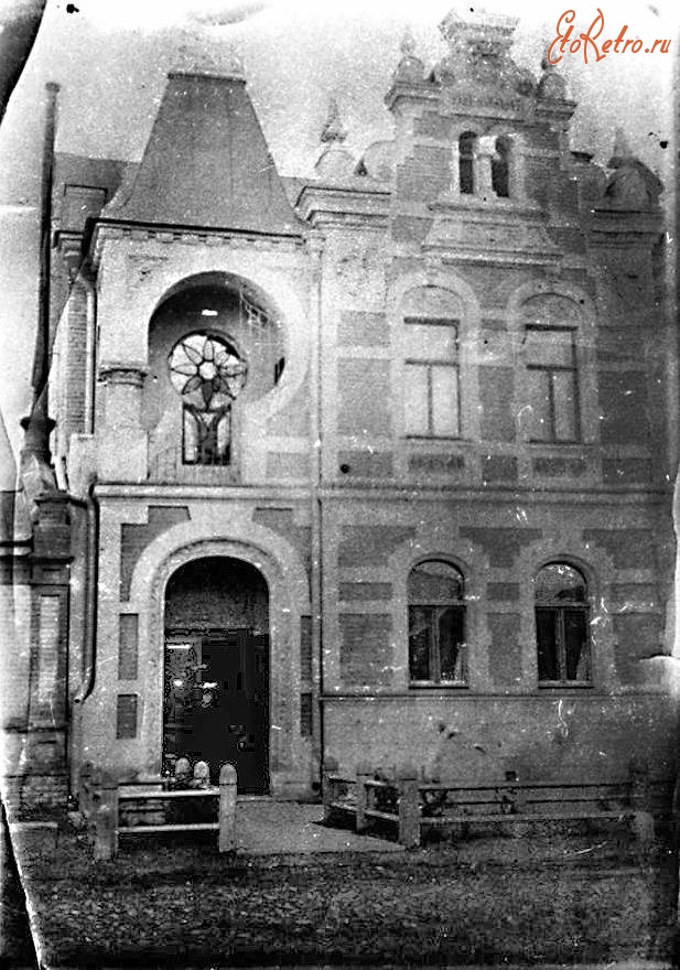 Саратов - Дом архитектора П.М.Зыбина на Царицынской улице.