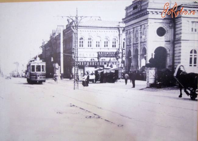 Саратов - Трамвай на ул.Московской.