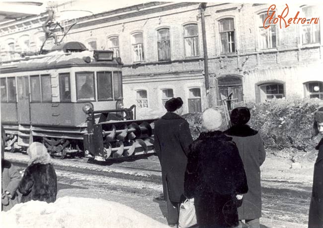 Саратов - Трамвай с роторным снегоочистителем на ул.Кутякова
