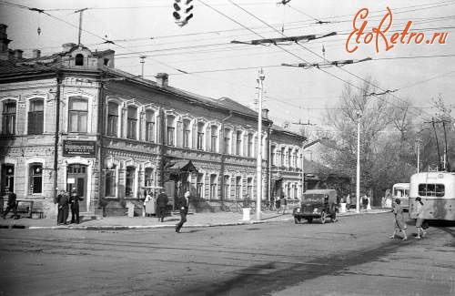 Саратов - На пересечении проспекта Ленина и улицы Чапаева