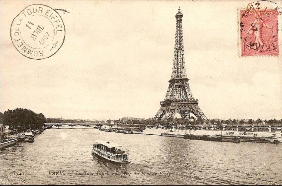 Париж - Башня Eiffe