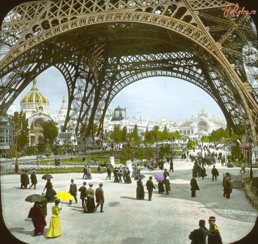 Париж - Paris Exposition: Champ de Mars and Eiffel Tower Франция,  Иль-де-Франс,  Париж