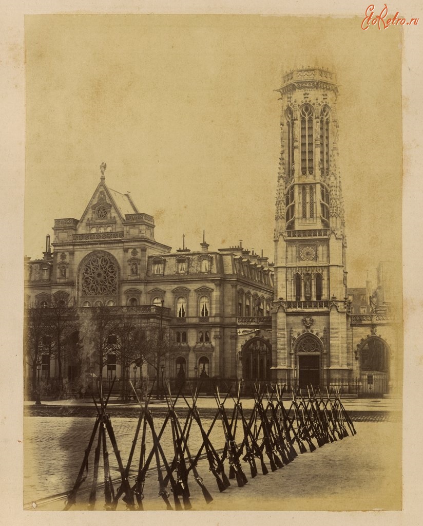 Париж - Town Hall of the 1st Arrondissement; Place Saint-Germain-l'Auxerrois Франция , Метрополия Франция , Иль-де-Франс , Париж