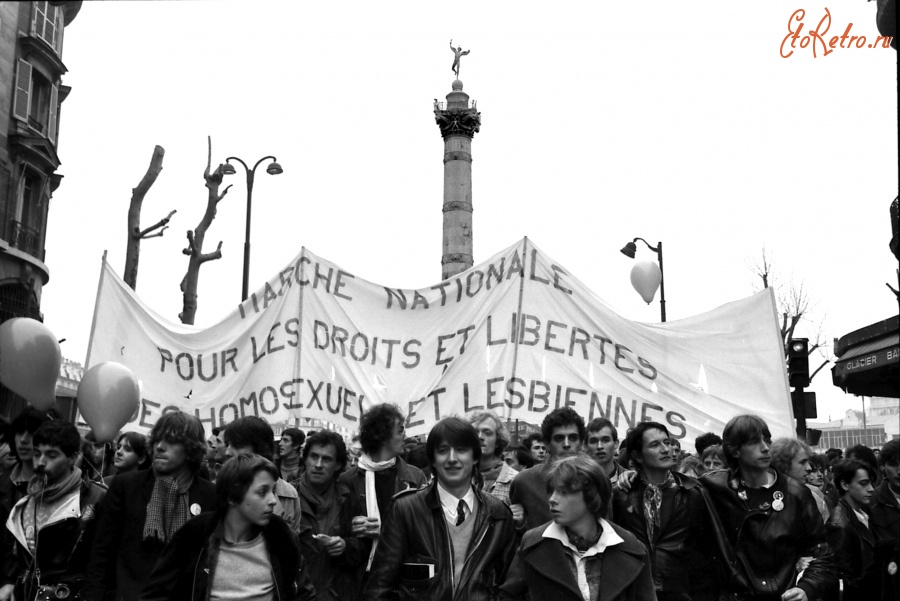 Париж - La seconde marche des fiert?s gay organis?e en juin 1982 Франция , Метрополия Франция , Иль-де-Франс , Париж