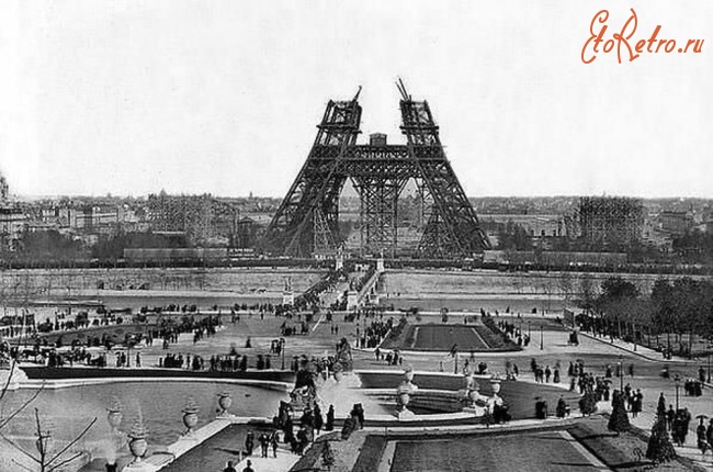Париж - Строительство Эйфелевой башни, 1880.