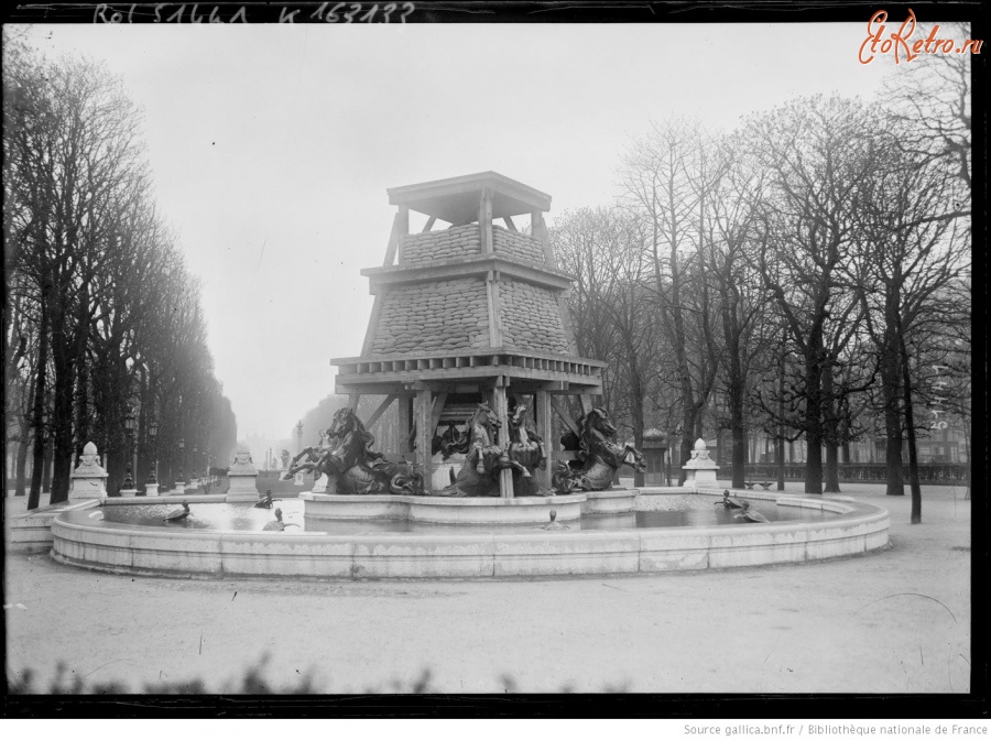 Париж - Люксембургский сад. Фонтан Карпо, 1918